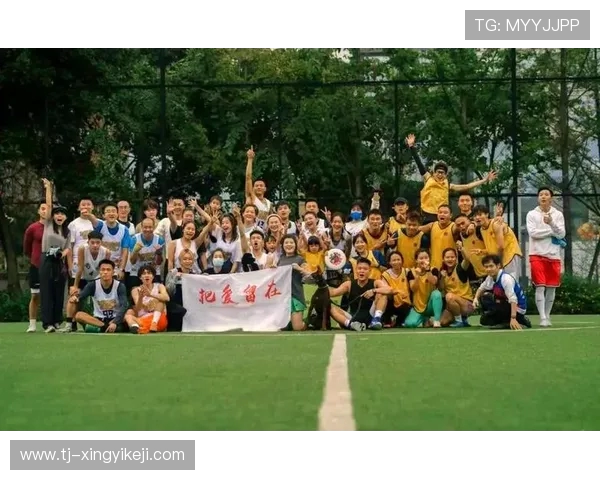 飞盘飞翔：深入了解成都飞盘队的团队精神与竞技意识